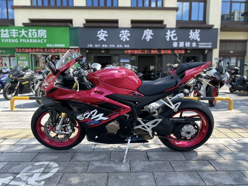 二手张雪机车500RR
