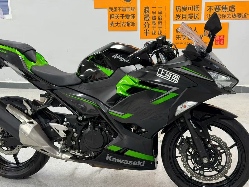 二手川崎Ninja 400