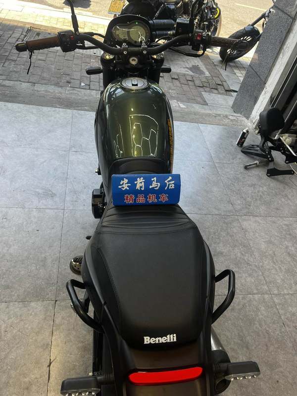 二手贝纳利幼狮 Leoncino 500