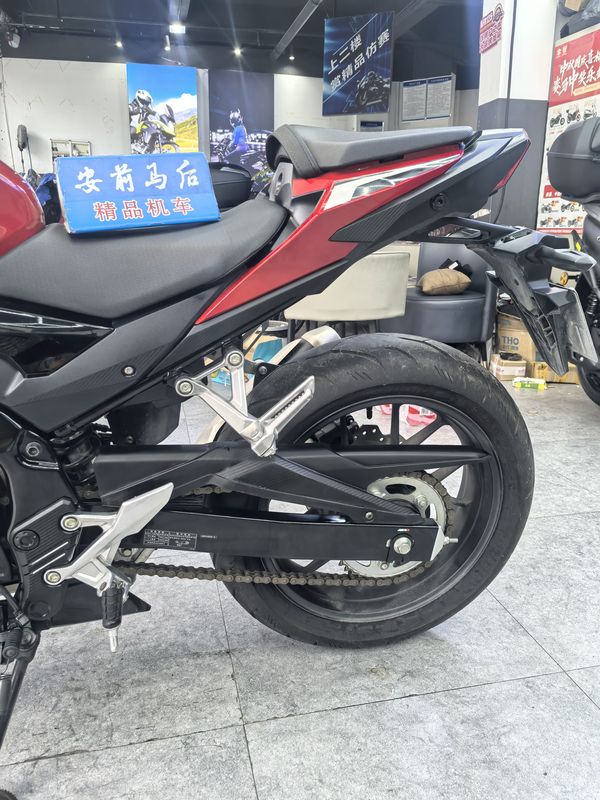 二手本田CBR400R
