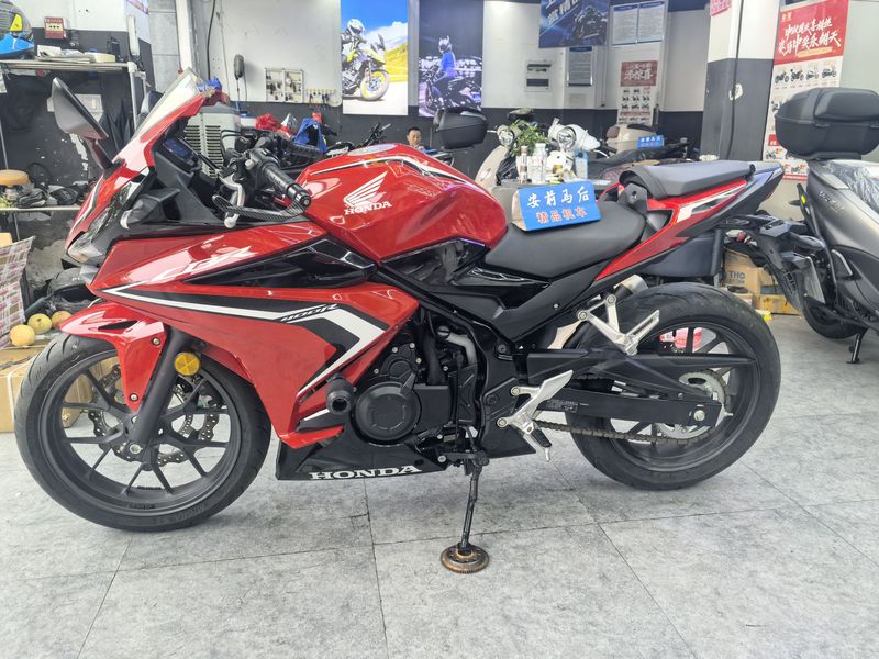 二手本田CBR400R
