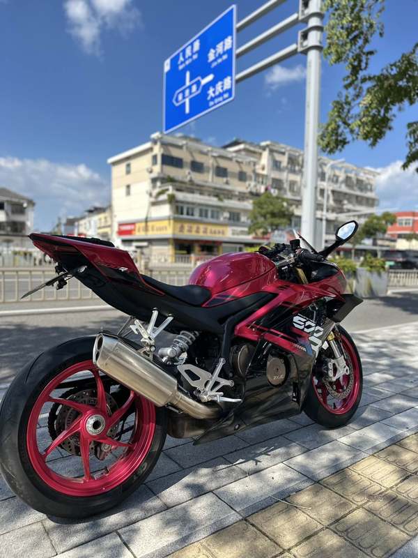 二手张雪机车500RR