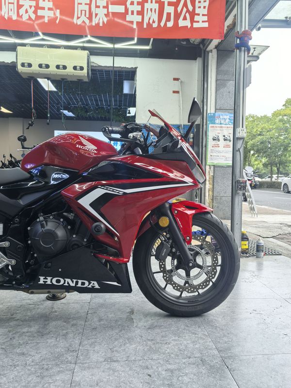 二手本田CBR400R