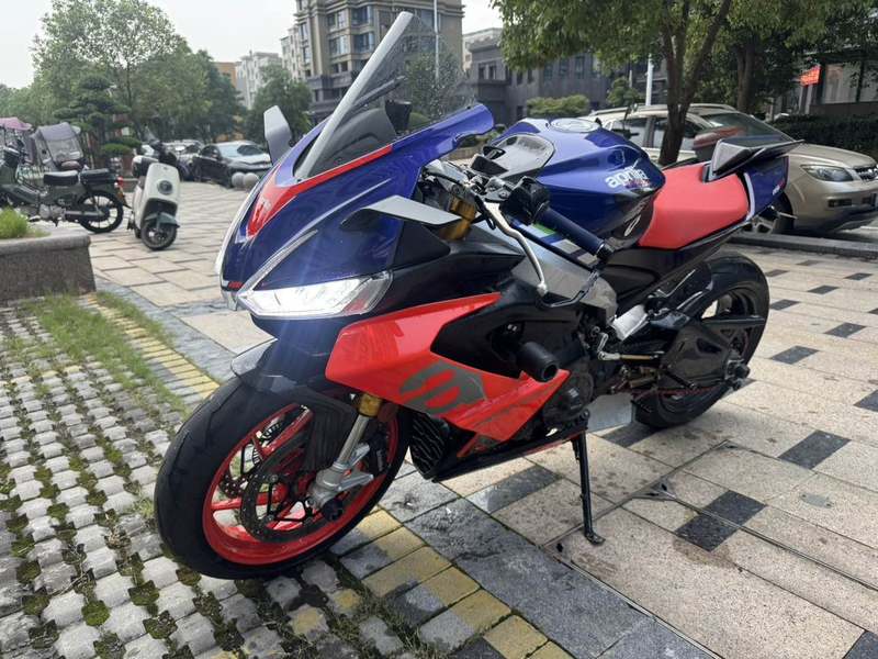 二手阿普利亚RS 660 