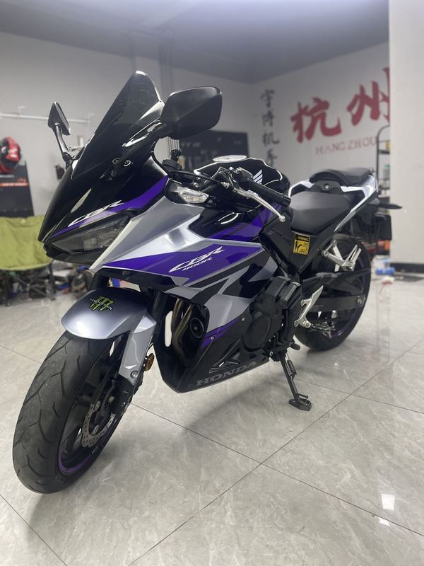二手本田CBR400R