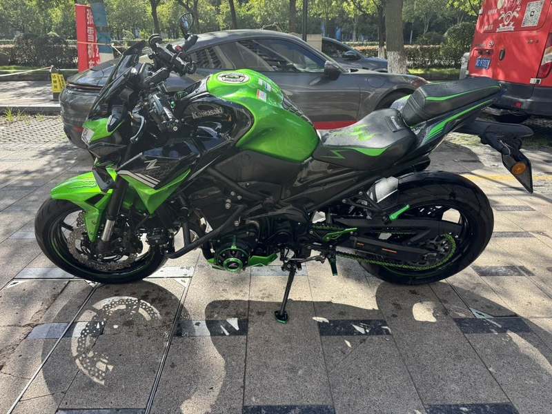 二手川崎Z900