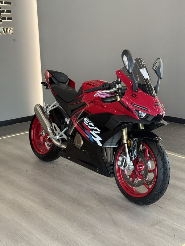 二手张雪机车500RR