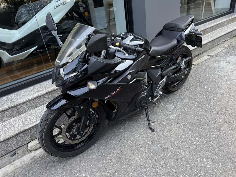 二手豪爵铃木GSX250R