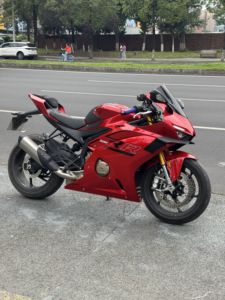 二手张雪机车500RR