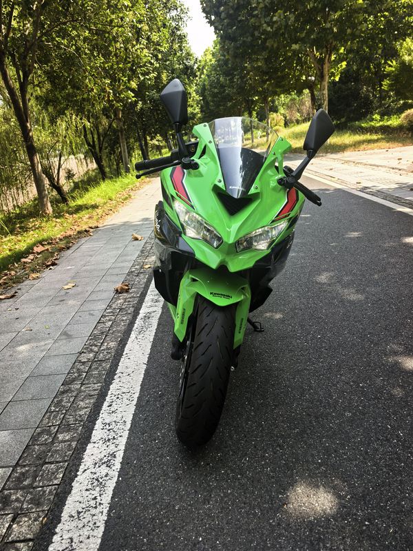 二手川崎ZX-4R