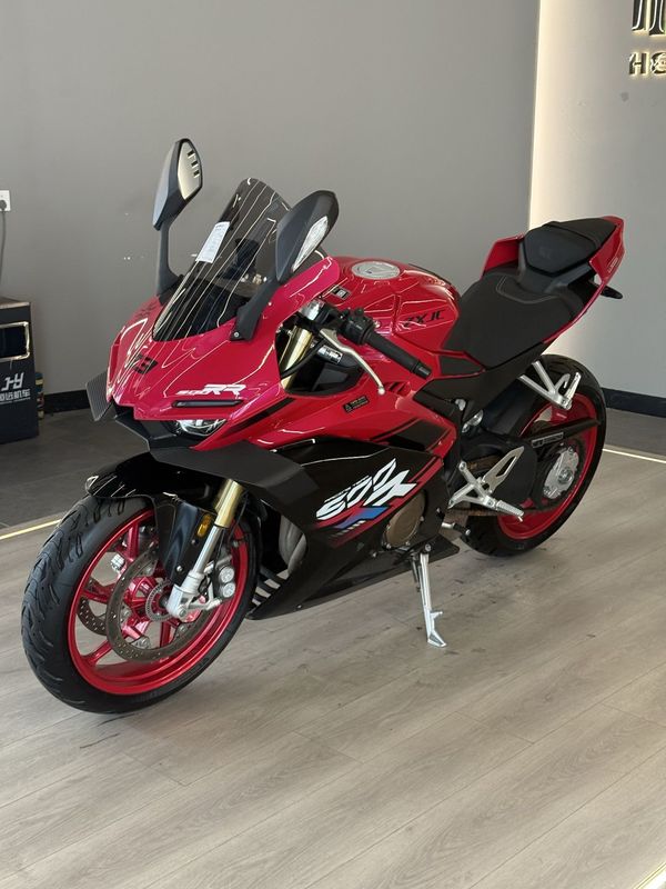 二手张雪机车500RR