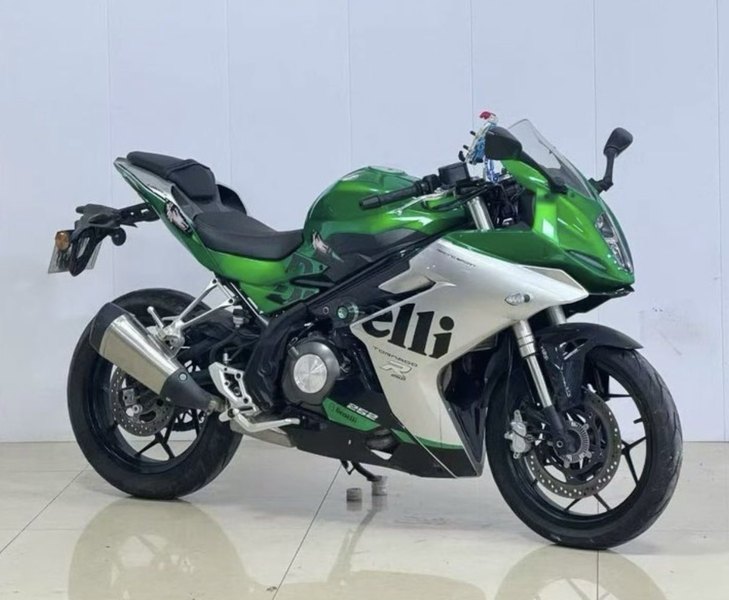 二手贝纳利龙卷风 Tornado 252R