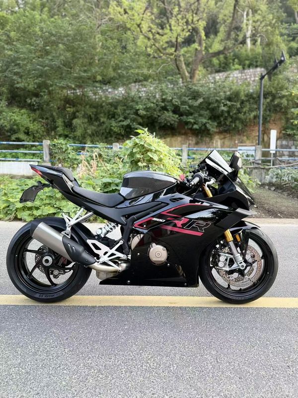 二手张雪机车500RR
