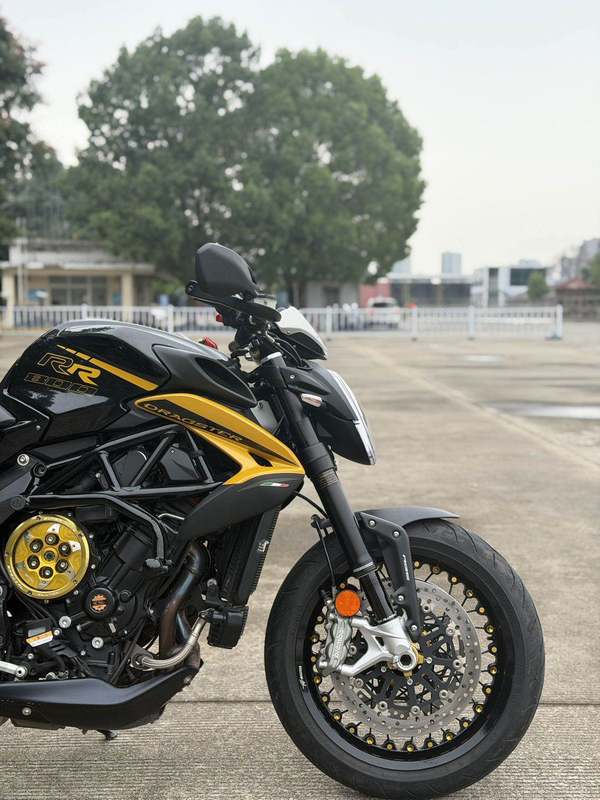 二手奥古斯塔Dragster 800