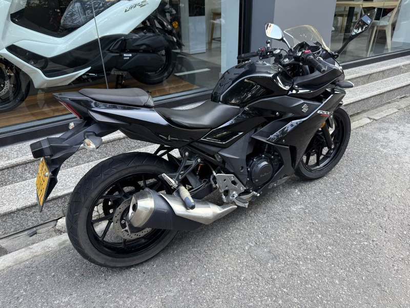 二手豪爵铃木GSX250R