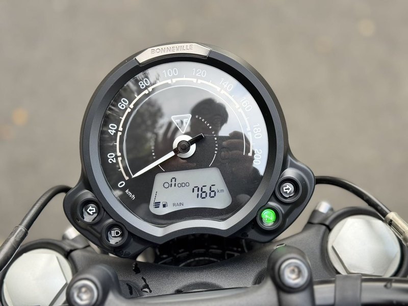 二手凯旋Bonneville Bobber