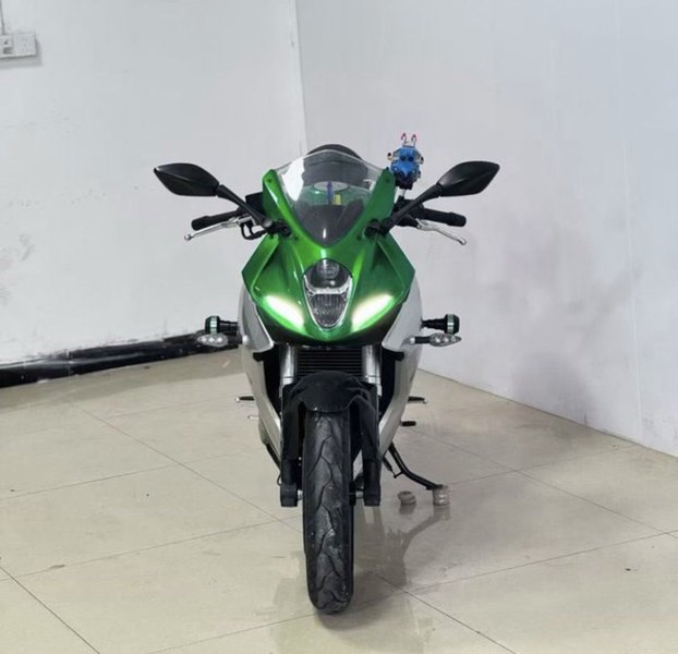 二手贝纳利龙卷风 Tornado 252R