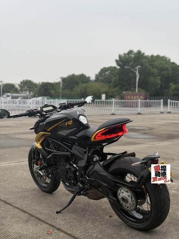 二手奥古斯塔Dragster 800