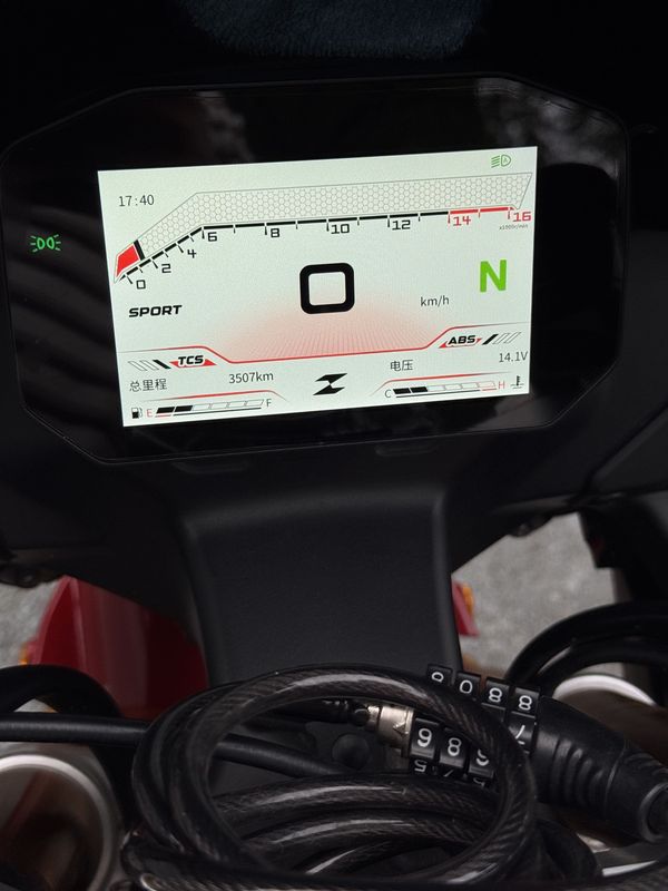 二手张雪机车500RR
