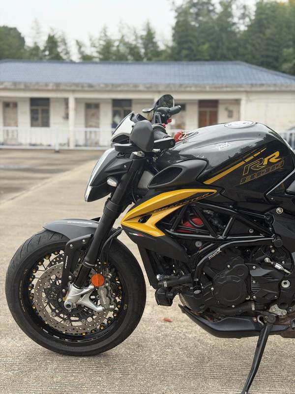 二手奥古斯塔Dragster 800