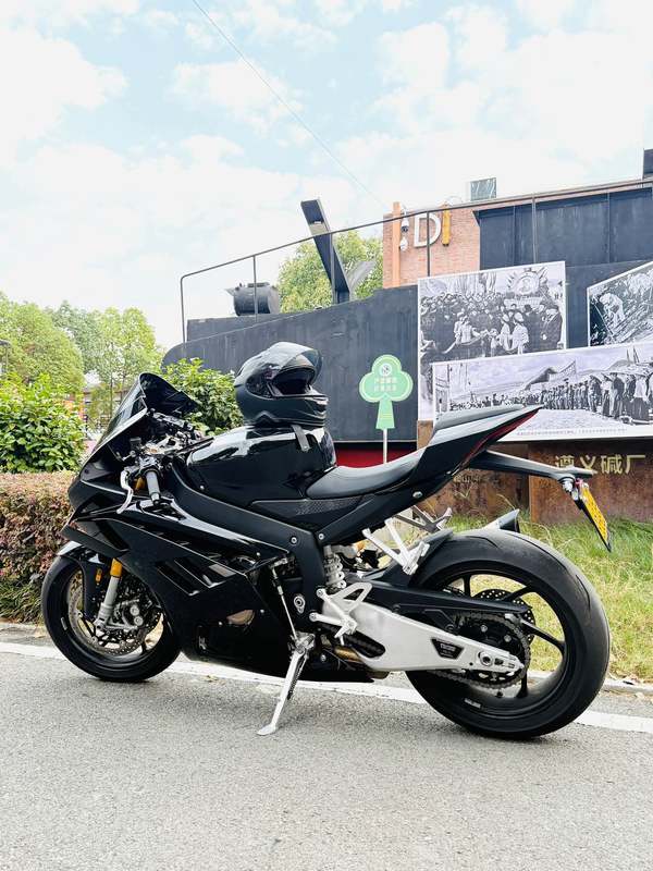 二手张雪机车820RR