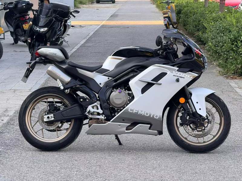 二手春风500SR VOOM