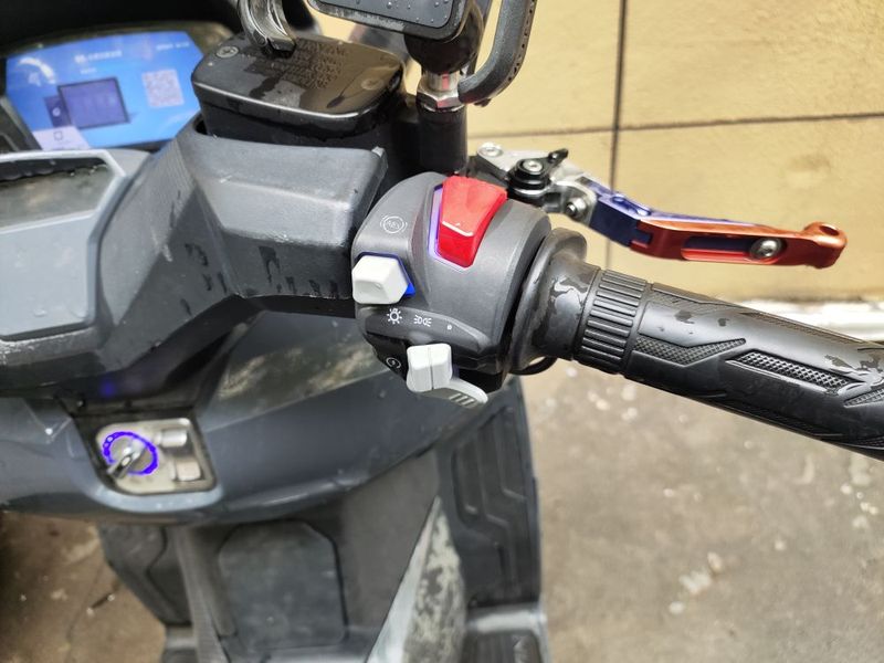 二手台荣开拓者 TR400T