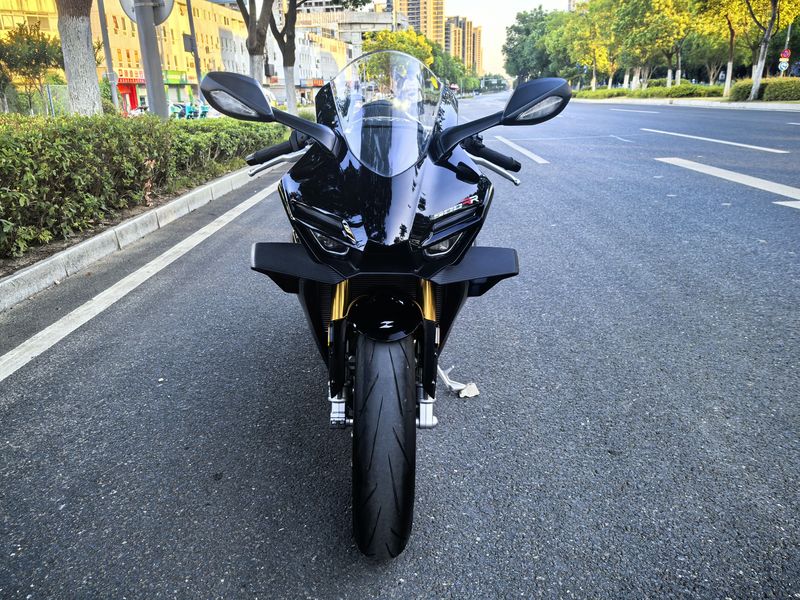 二手张雪机车500RR