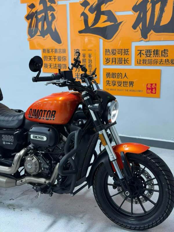 二手QJMOTOR闪300