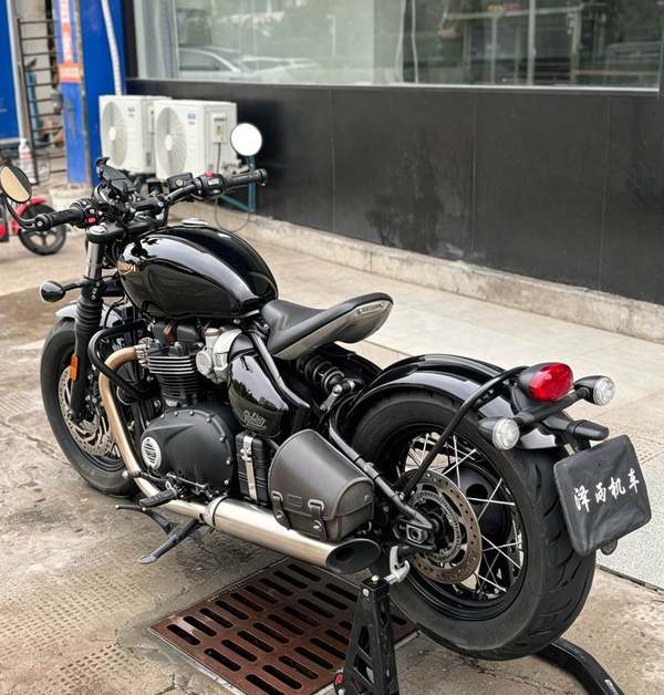 二手凯旋Bonneville Bobber