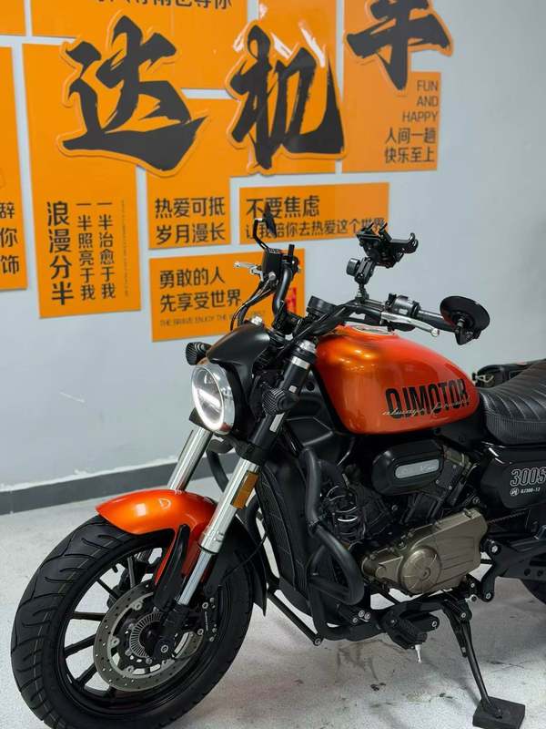 二手QJMOTOR闪300