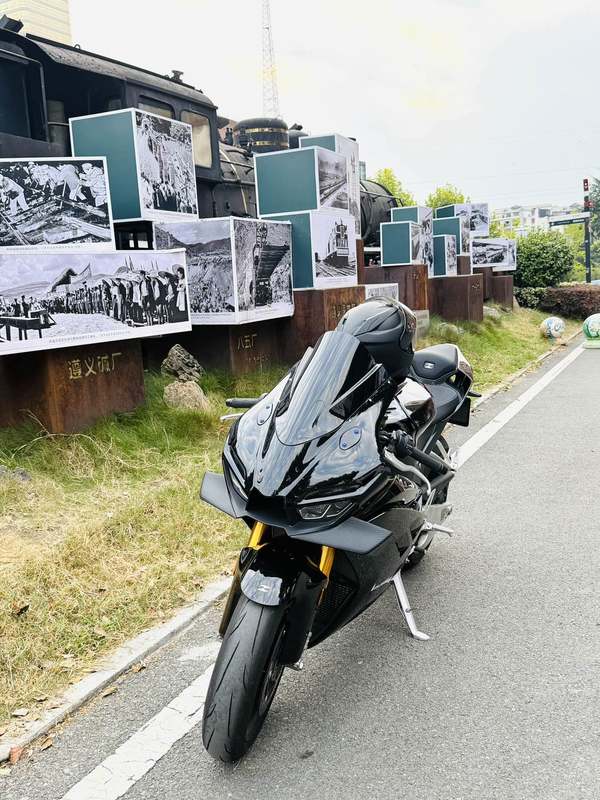 二手张雪机车820RR
