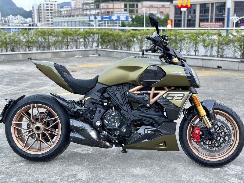二手杜卡迪Diavel 