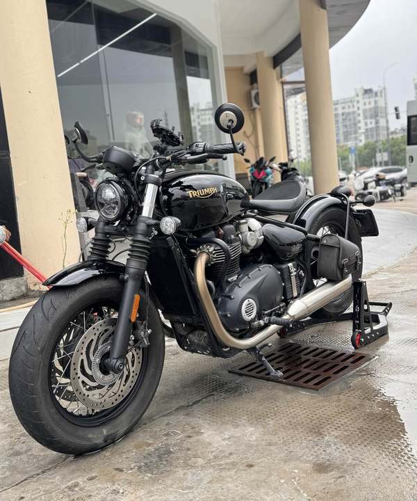 二手凯旋Bonneville Bobber