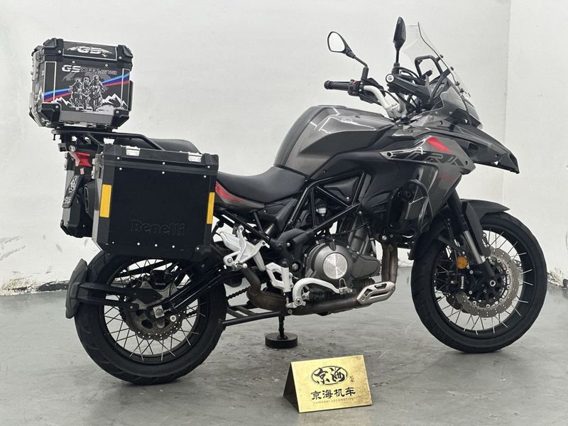 二手贝纳利金鹏 TRK502