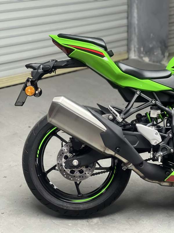 二手川崎ZX-4R