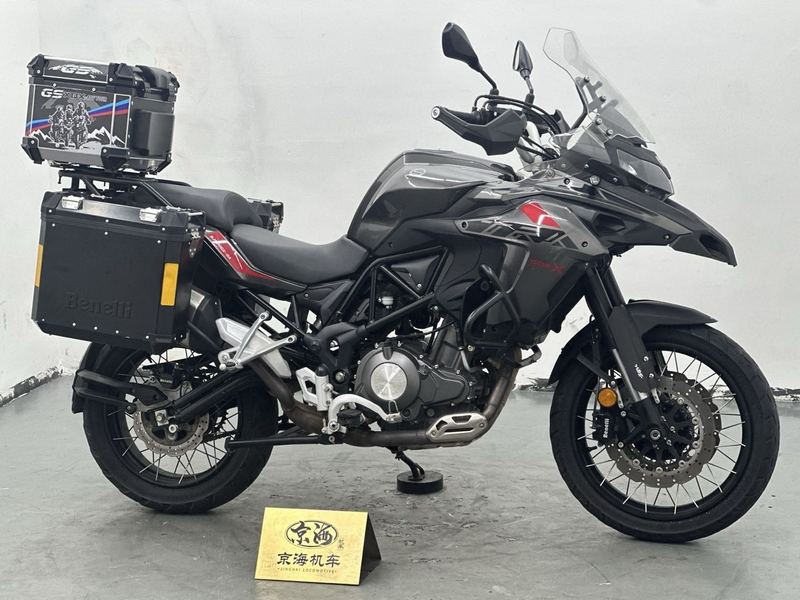 二手贝纳利金鹏 TRK502