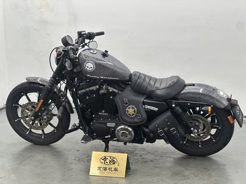 二手哈雷戴维森Iron883 硬汉