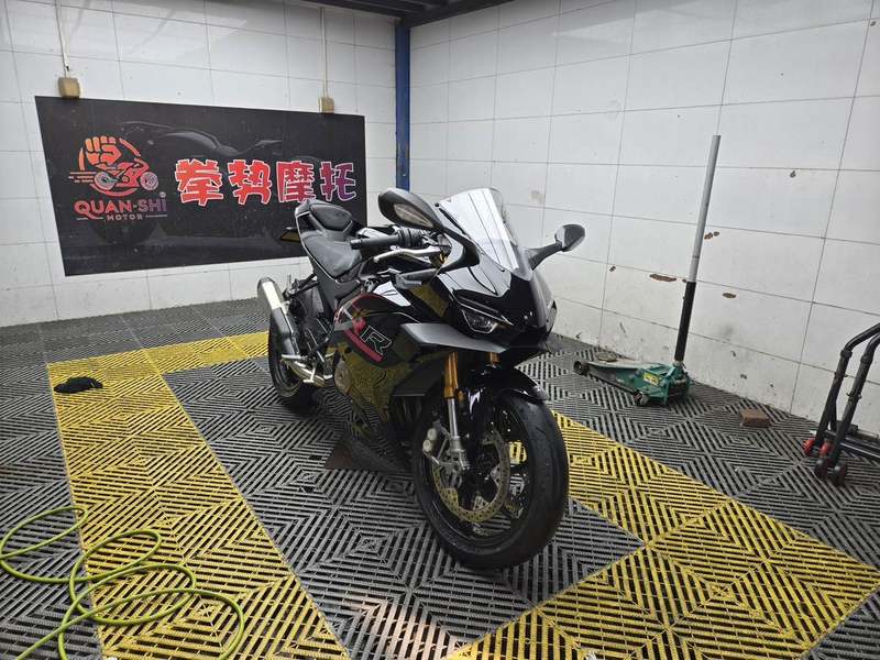 二手张雪机车500RR