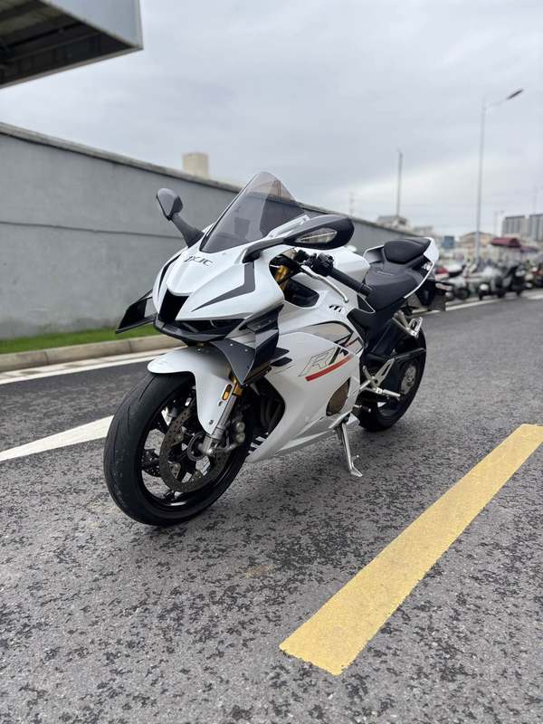 二手张雪机车500RR