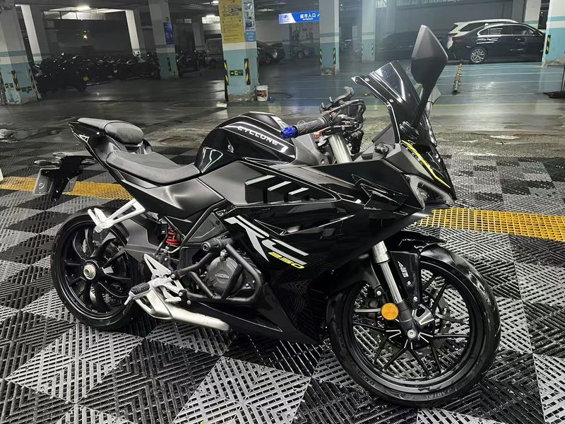 二手赛科龙RC250