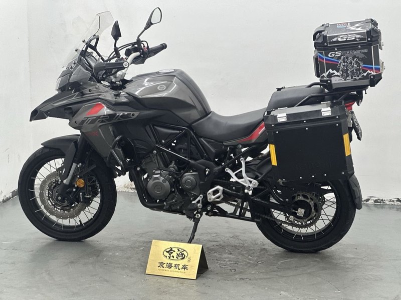 二手贝纳利金鹏 TRK502