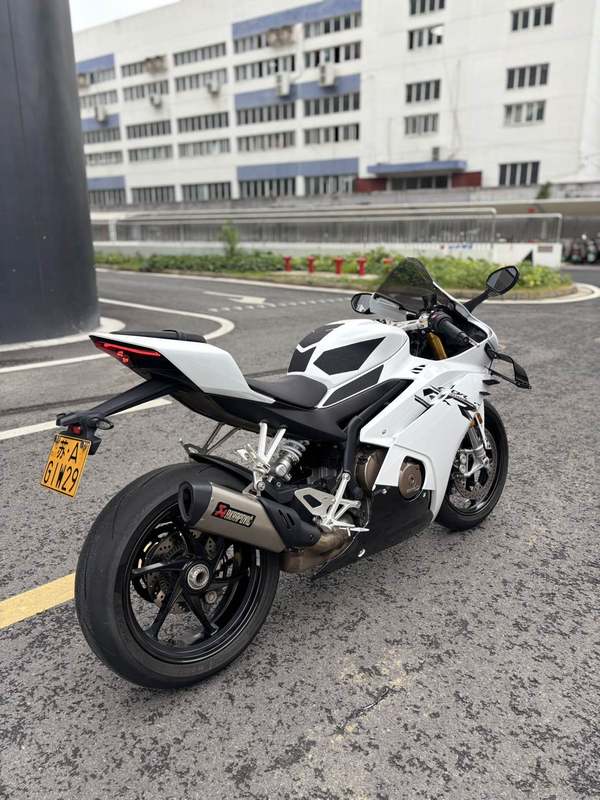 二手张雪机车500RR