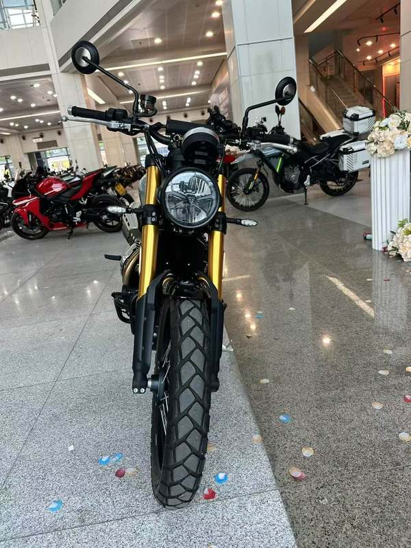二手凯旋Scrambler 900