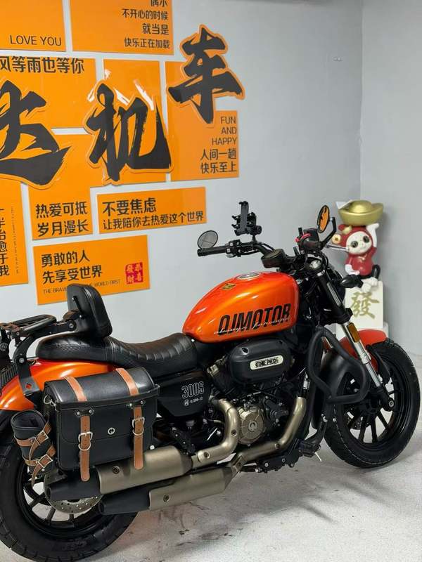 二手QJMOTOR闪300