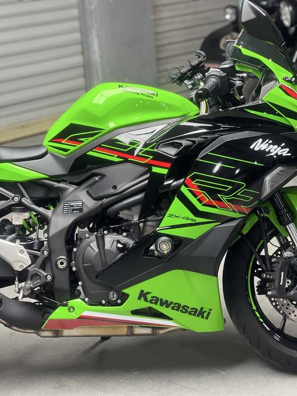 二手川崎ZX-4R