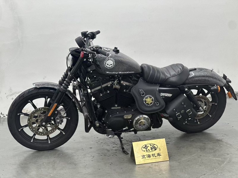 二手哈雷戴维森Iron883 硬汉