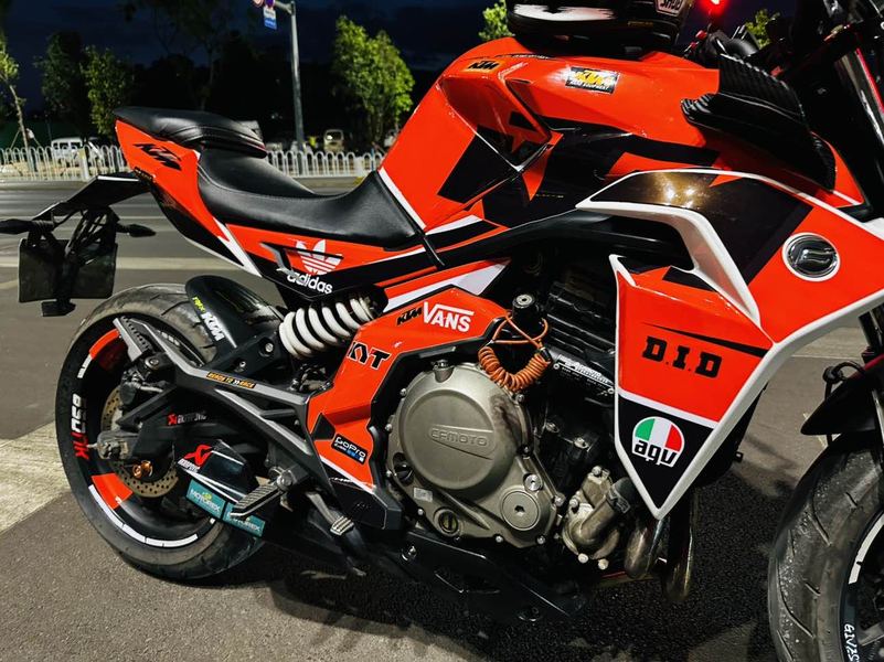 二手春风650NK