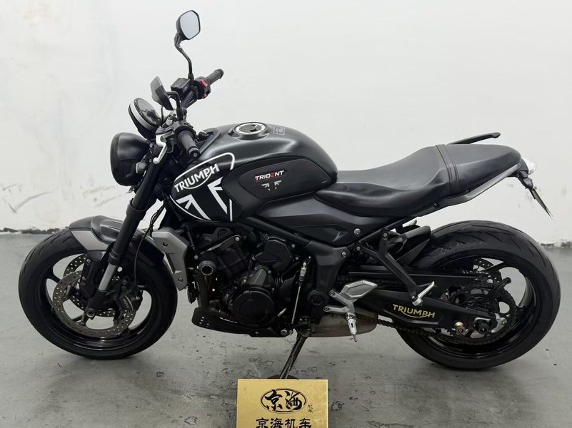 二手凯旋Trident 660