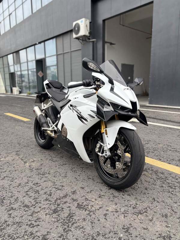 二手张雪机车500RR